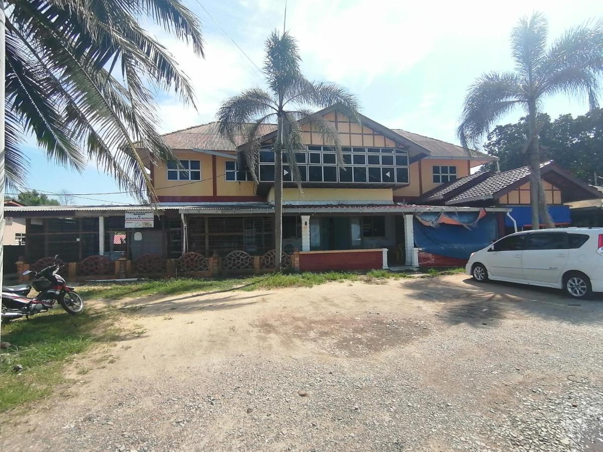 Fbs Inn Dungun Kültér fotó